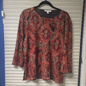 Women's Red Patterned Top